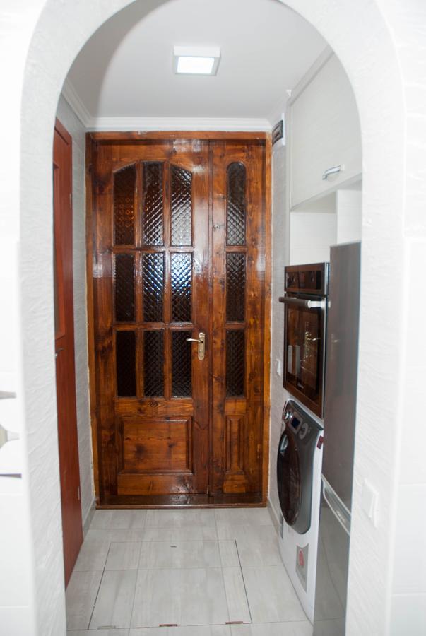 Bazar Apartment Chisinau Bagian luar foto