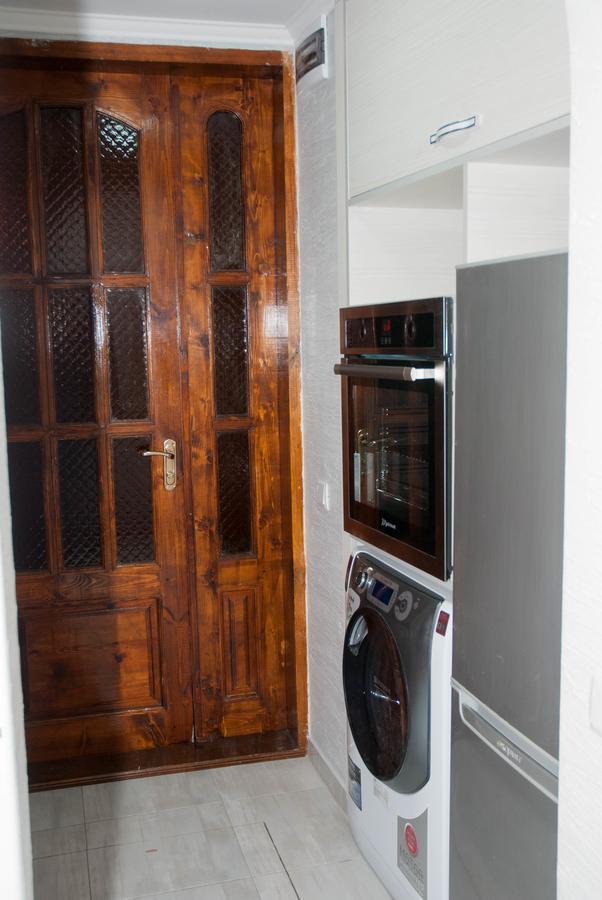 Bazar Apartment Chisinau Bagian luar foto